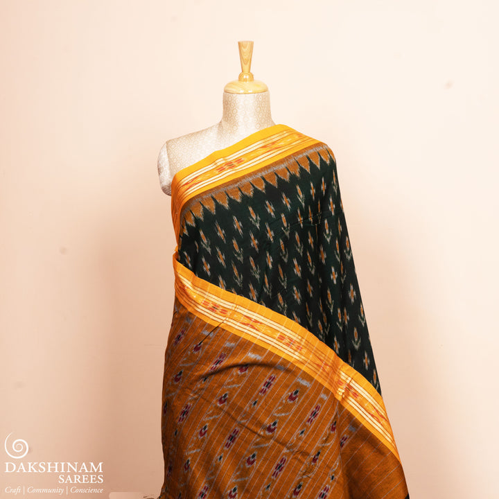 Pleats/body of Handwoven bottle green ikkat cotton Saree