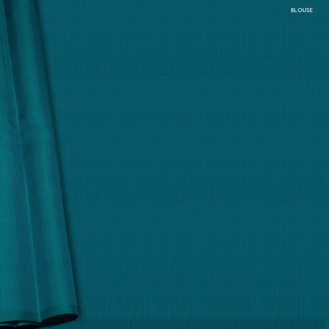 Blouse of Handwoven pink kanjivaram silk Saree