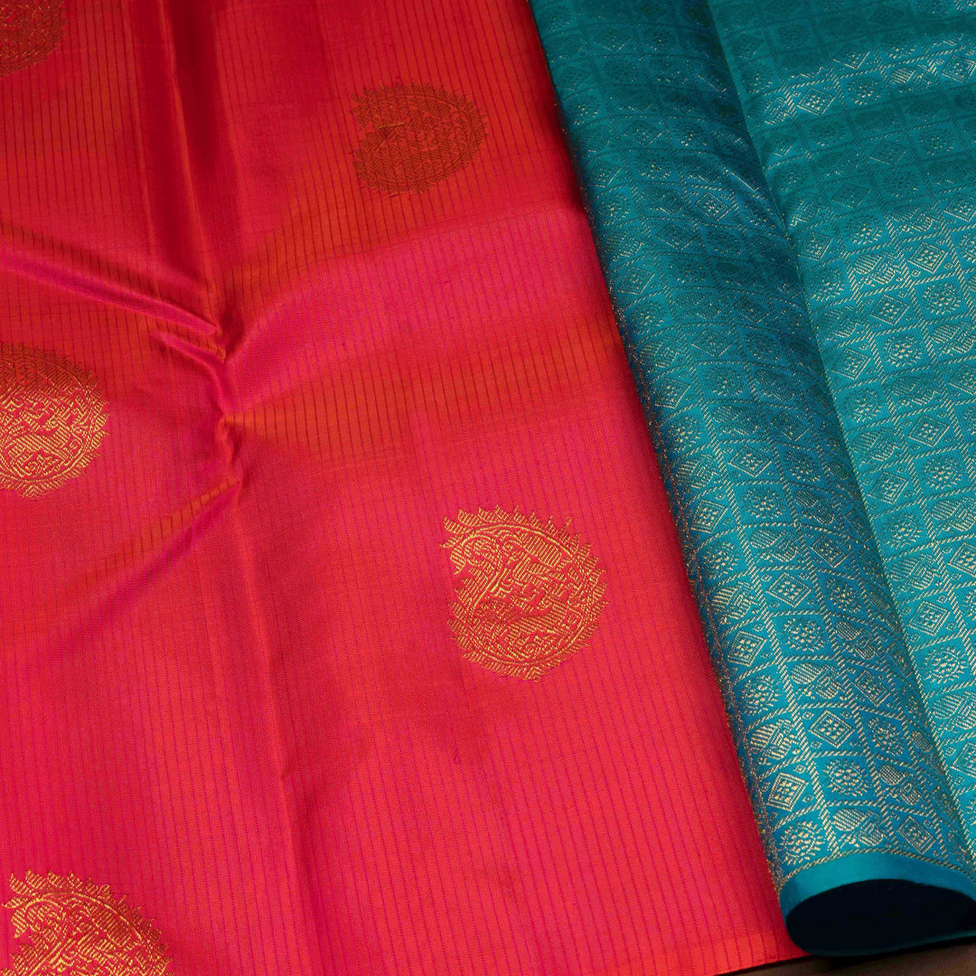 Closeup of Handwoven pink kanjivaram silk Saree
