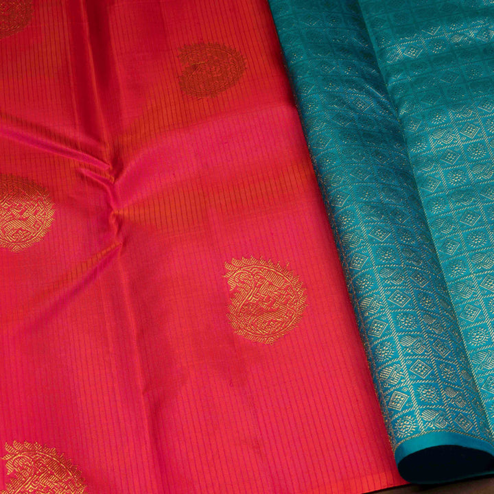 Closeup of Handwoven pink kanjivaram silk Saree