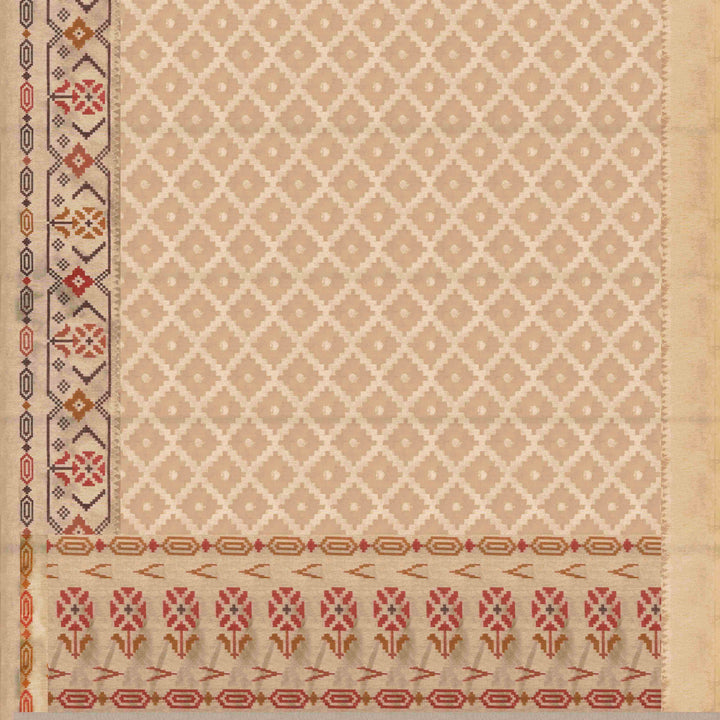 Handwoven off white kora silk Saree- 3115T015206DSC