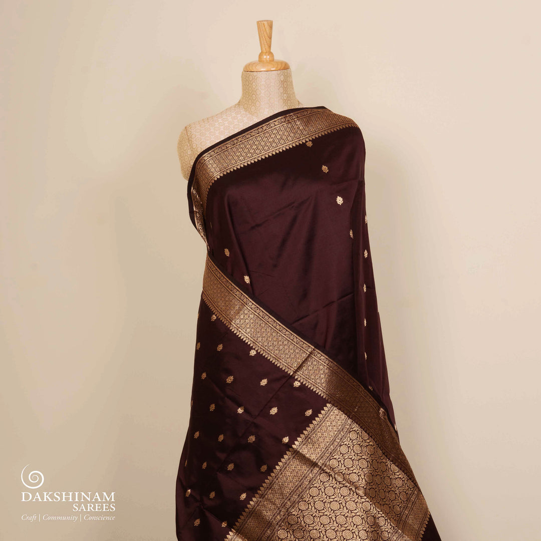 Pleats/body of Handwoven brown Banarasi kattan silk Saree