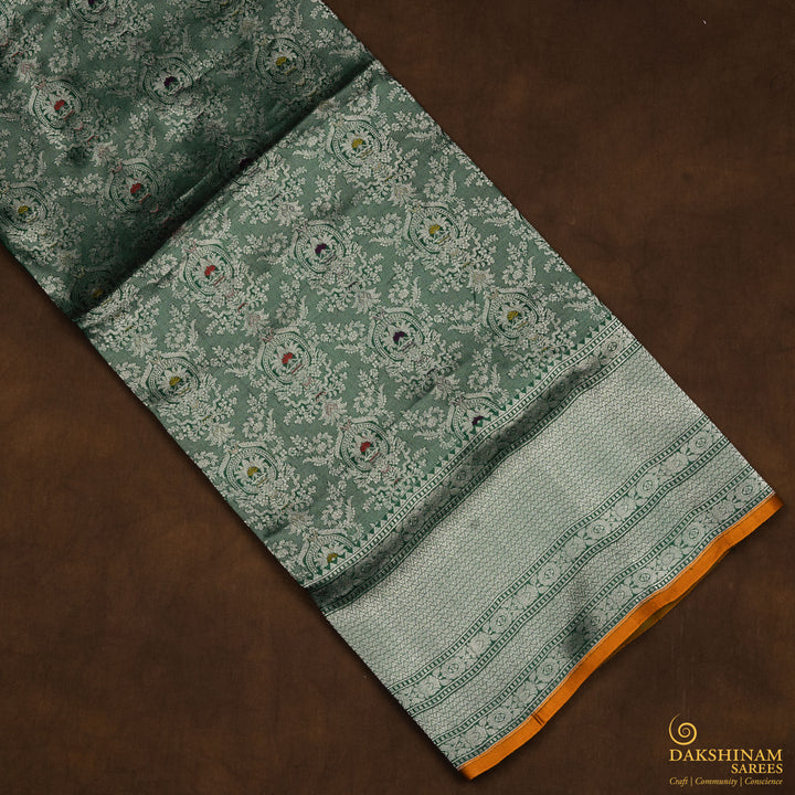 Handwoven Green Banarasi Silk Saree - 2596T011975DSC