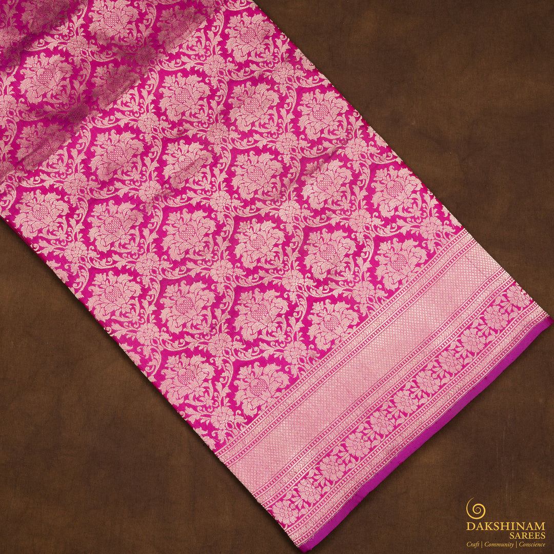 Handwoven Magenta Banarasi Silk Saree - 2595T011972DSC