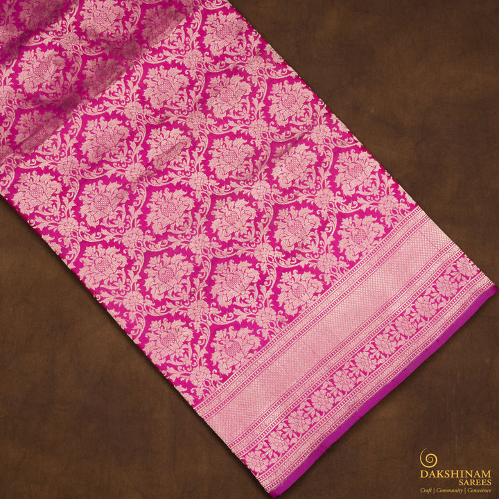 Handwoven Magenta Banarasi Silk Saree - 2595T011972DSC