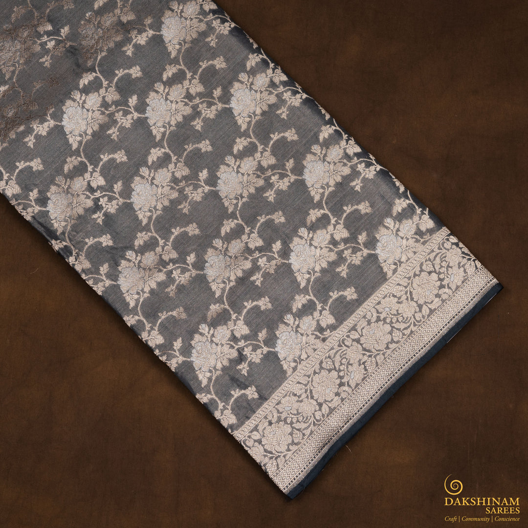 Handwoven Grey Banarasi Tissue Silk Saree - 2610T011990DSC
