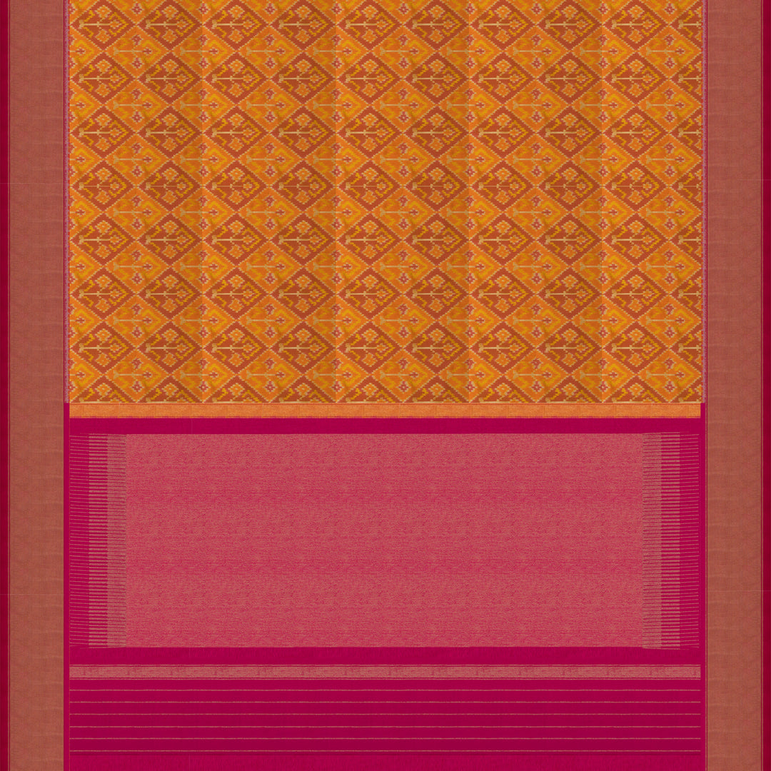 Pallu of Handwoven Pochampally Ikat silk Saree 