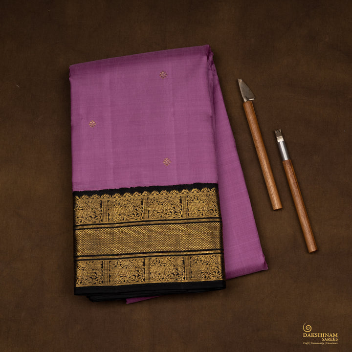 Handwoven Lavendar with Black Kanjivaram Silk Saree - 2713T012561DSC