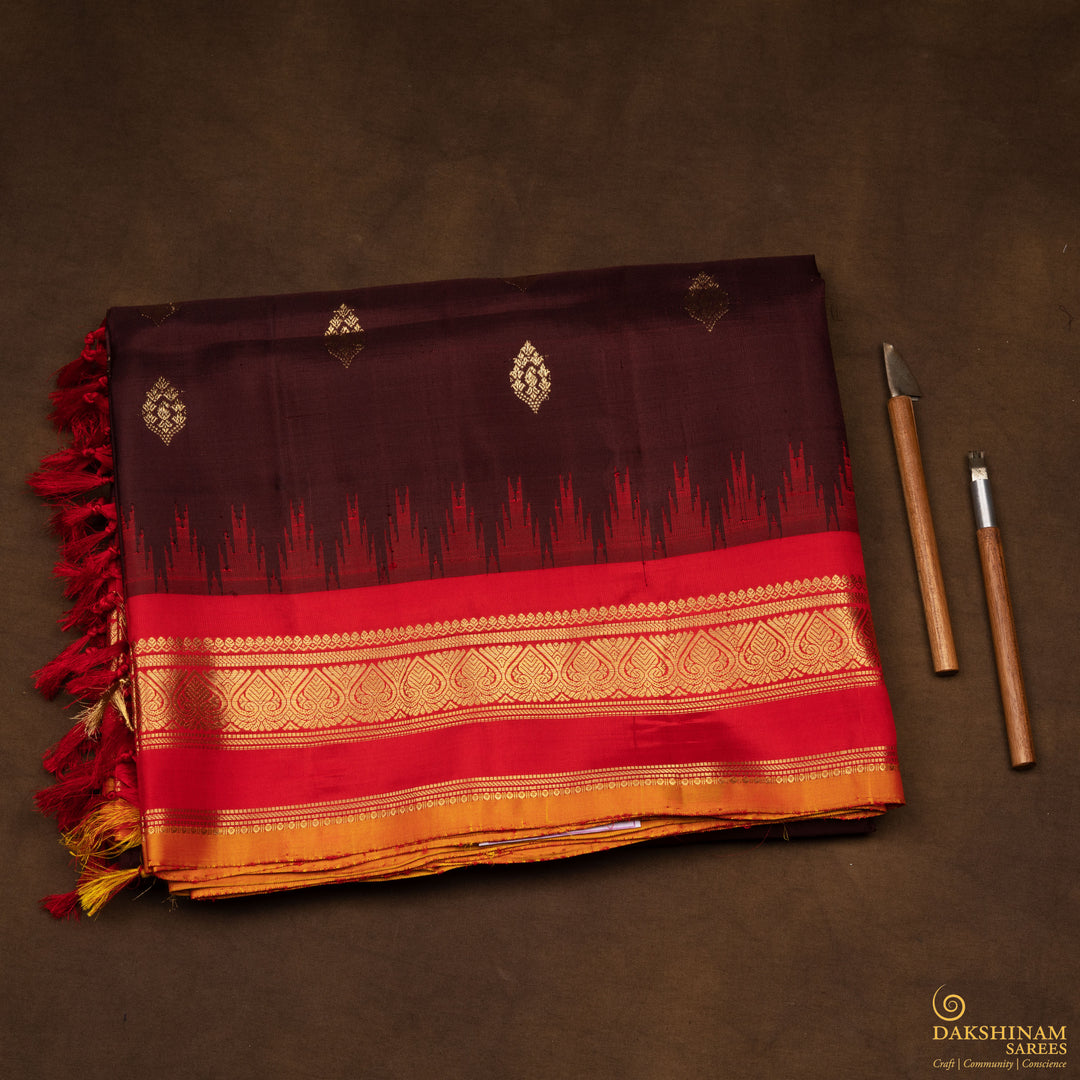 Folded Handwoven Gadwal Silk Saree