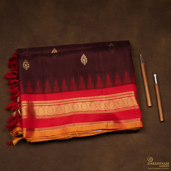 Folded Handwoven Gadwal Silk Saree