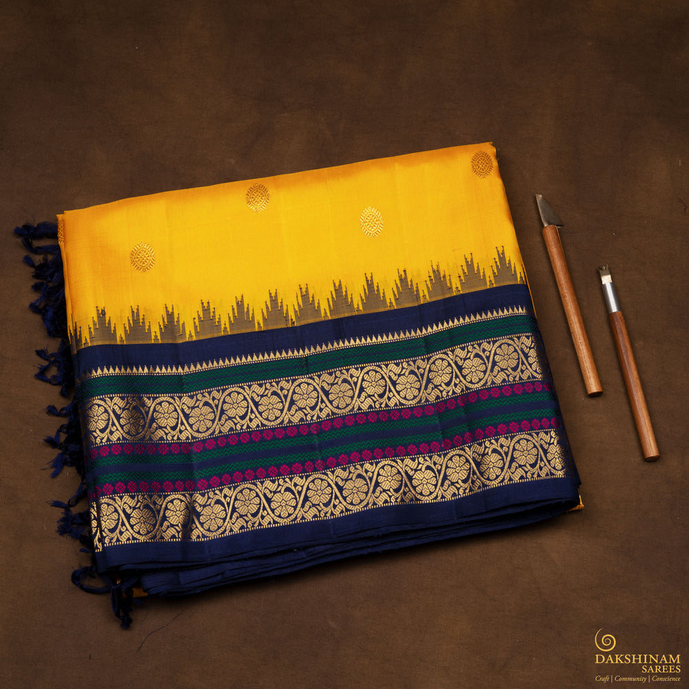 folded Handwoven Gadwal Silk Saree 