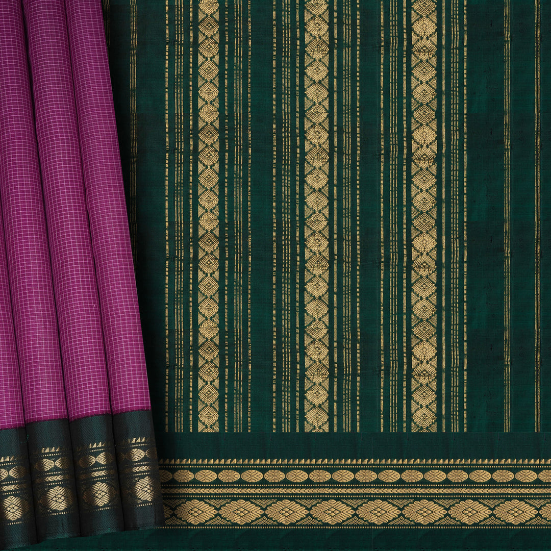 Pleats/body of Handwoven Gadwal Silk Cotton Saree