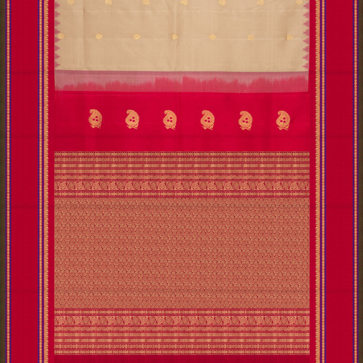Pallu of Handwoven Gadwal Silk Saree 