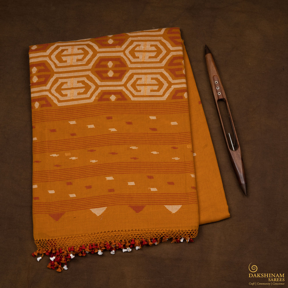 Folded of Handwoven Bengal Cotton Saree