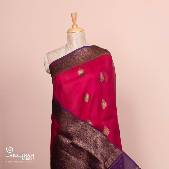 Pleats/body of Handwoven Banarasi organza silk Saree