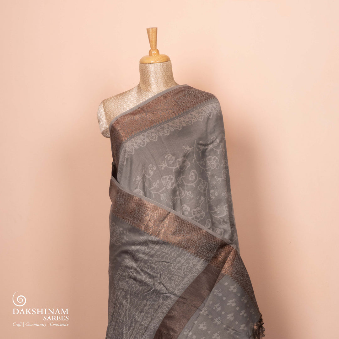 Pleats/body of Handwoven Green Chanderi Silk Saree 