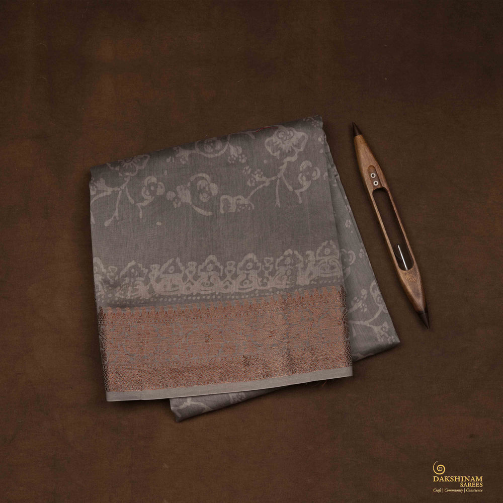 Folded Handwoven Green Chanderi Silk Saree 