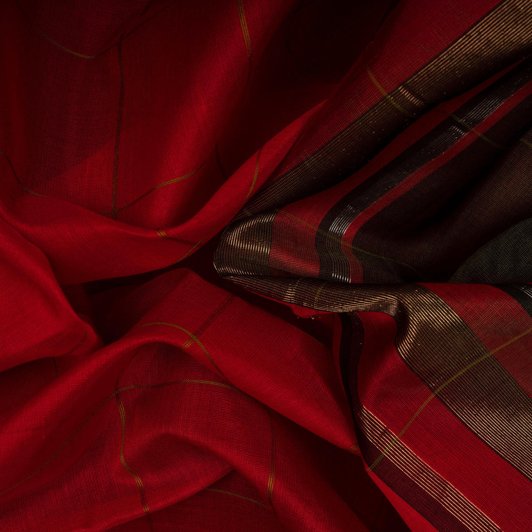 Folded  Handwoven  Silk Cotton Saree