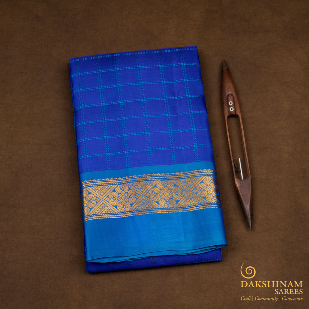 Folded Handwoven Kanjivaram Silk Saree