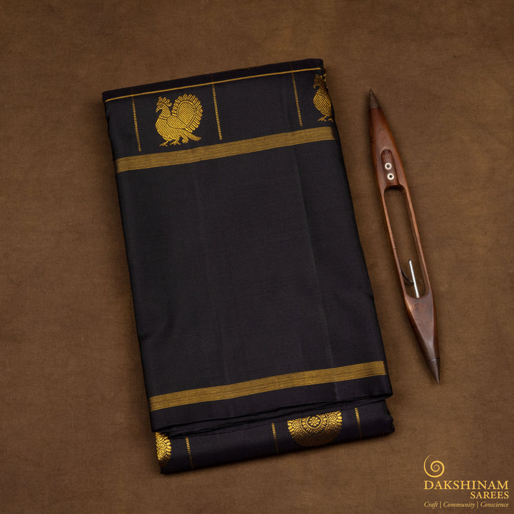 Folded Handwoven Black Kanjivaram silk Saree
