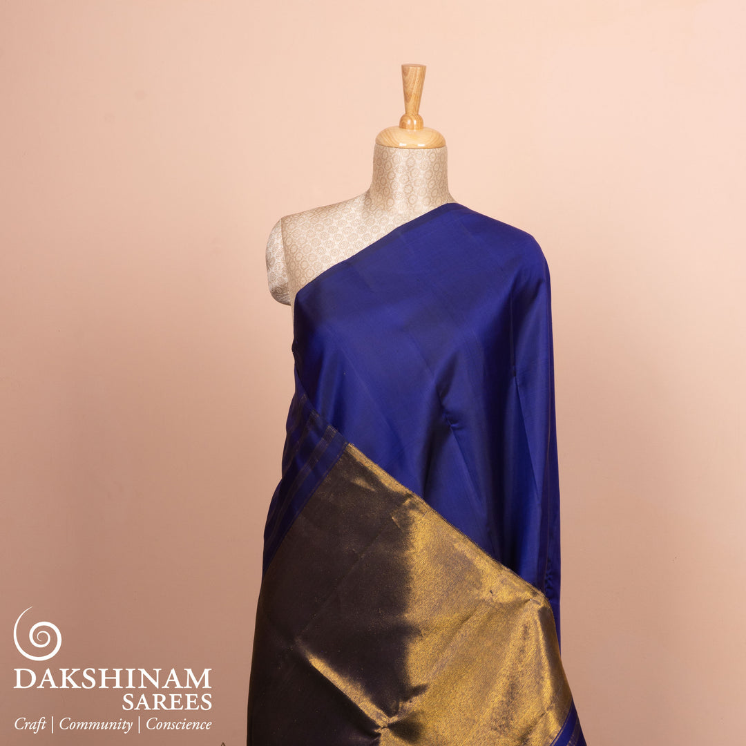 Pleats/body of Handwoven Navy blue temple Kanjivaram silk Saree