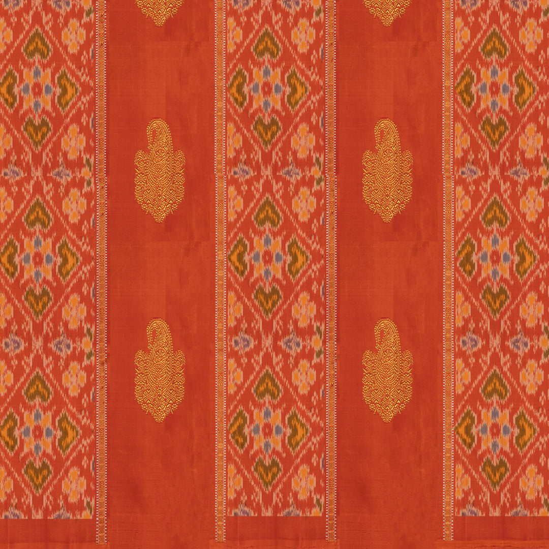 Body dsign of Handwoven Orange borderless Ikat Kanjivaram silk Saree