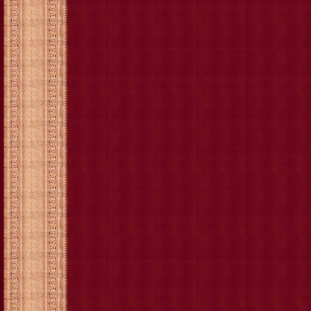 Blouse Closeup view of a Peach Kanjivaram silk saree with maroon korvai border.