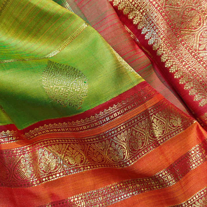 Body design of  Handwoven Korvai Kanjivaram silk Saree