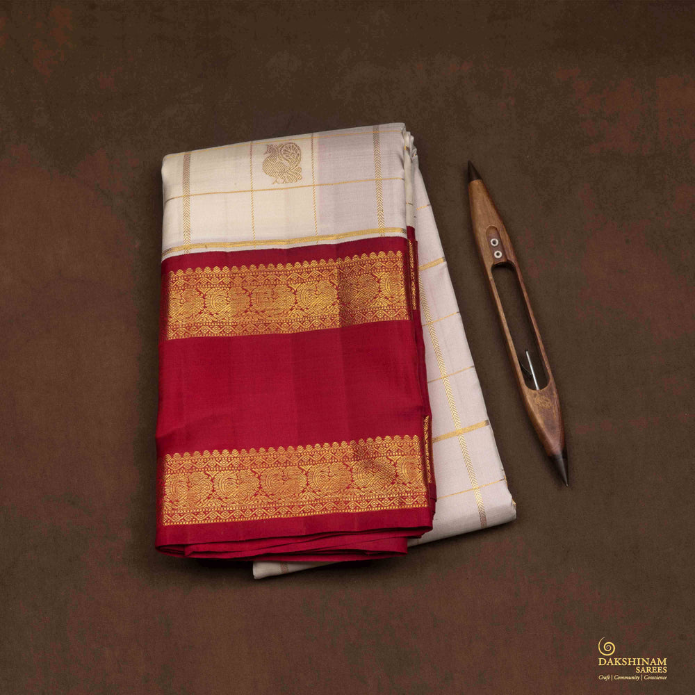 Folded Handwoven Korvai Kanjivaram silk Saree