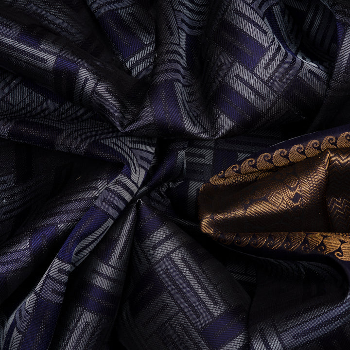 Closeup of  Handwoven Kanjivaram silk Saree