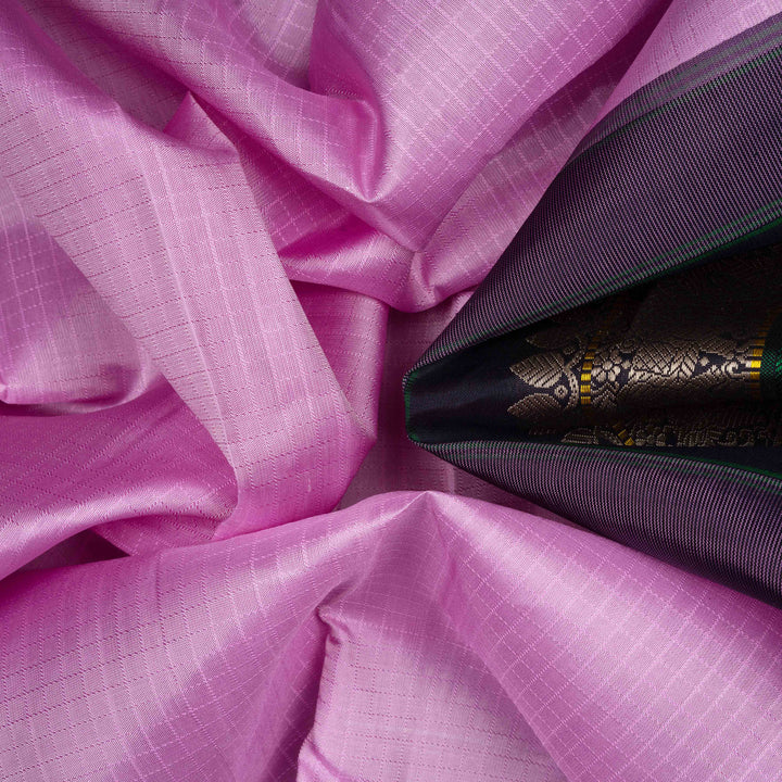 Closeup of Handwoven Pattu Pettu Korvai Kanjivaram silk Saree