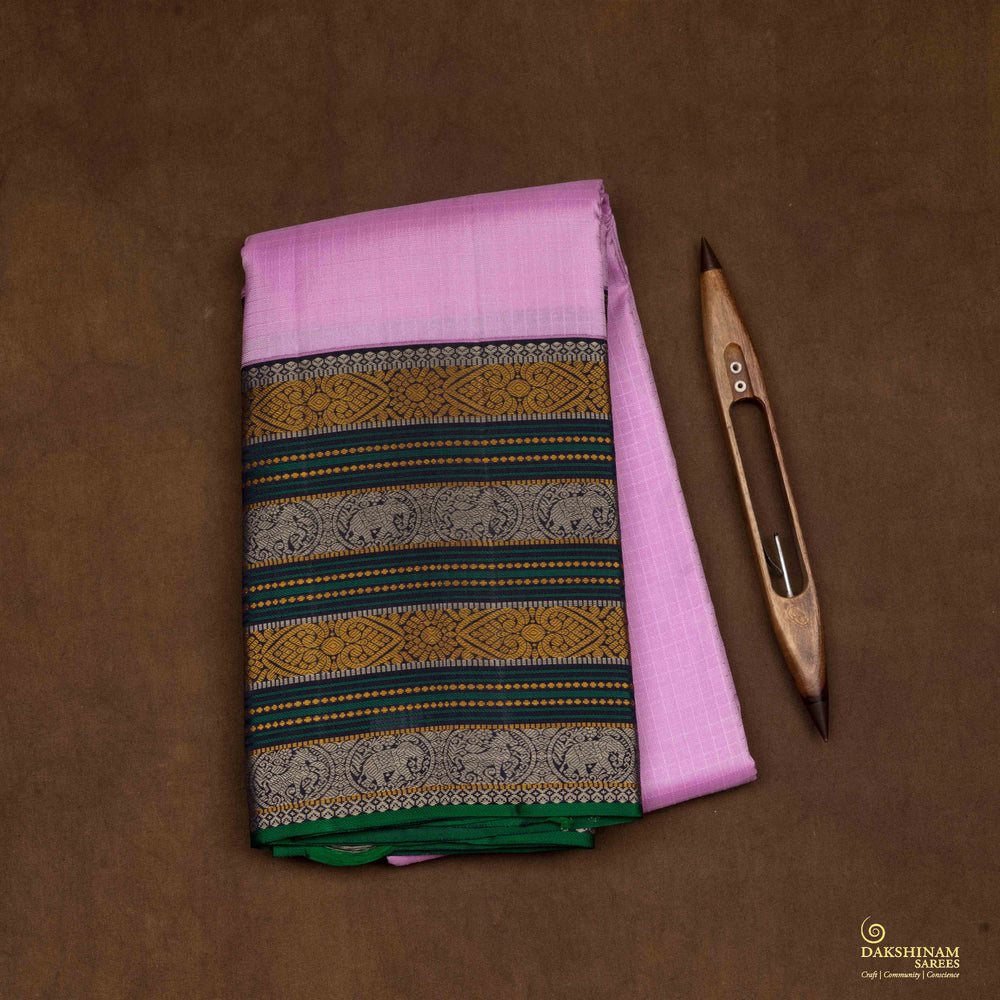 Folded Handwoven Pattu Pettu Korvai Kanjivaram silk Saree