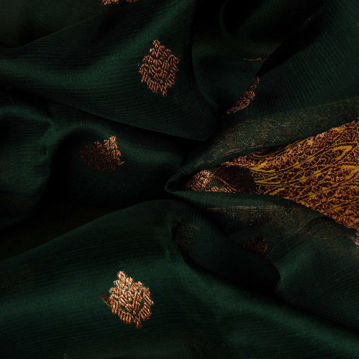 Closeup of Handwoven Banarasi organza silk Saree