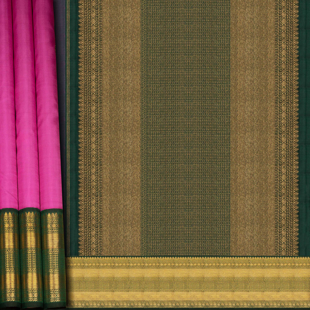Closeup view of a Pink korvai Kanjivaram silk saree with green border.