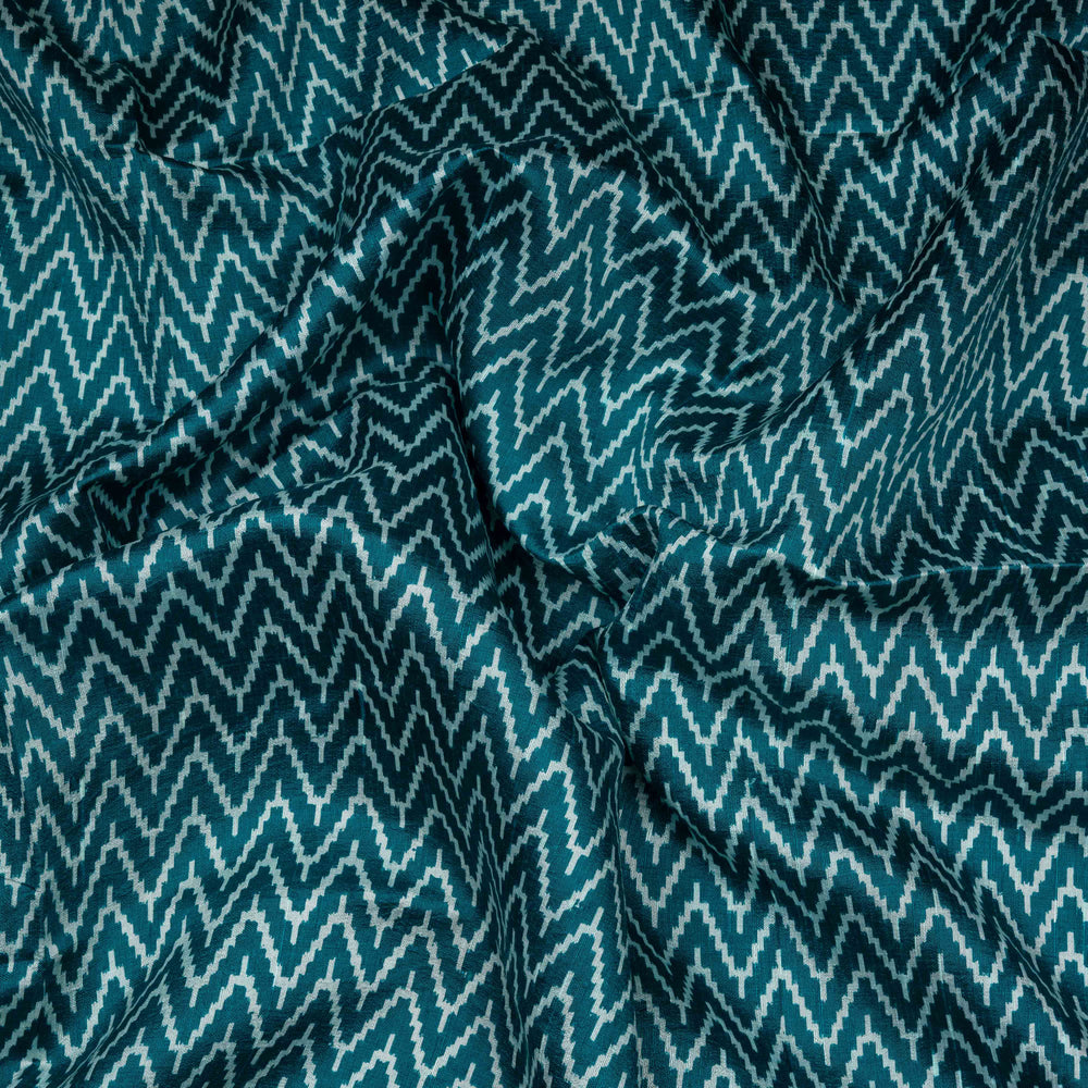 Closeup of Handwoven Dupion soft silk Saree