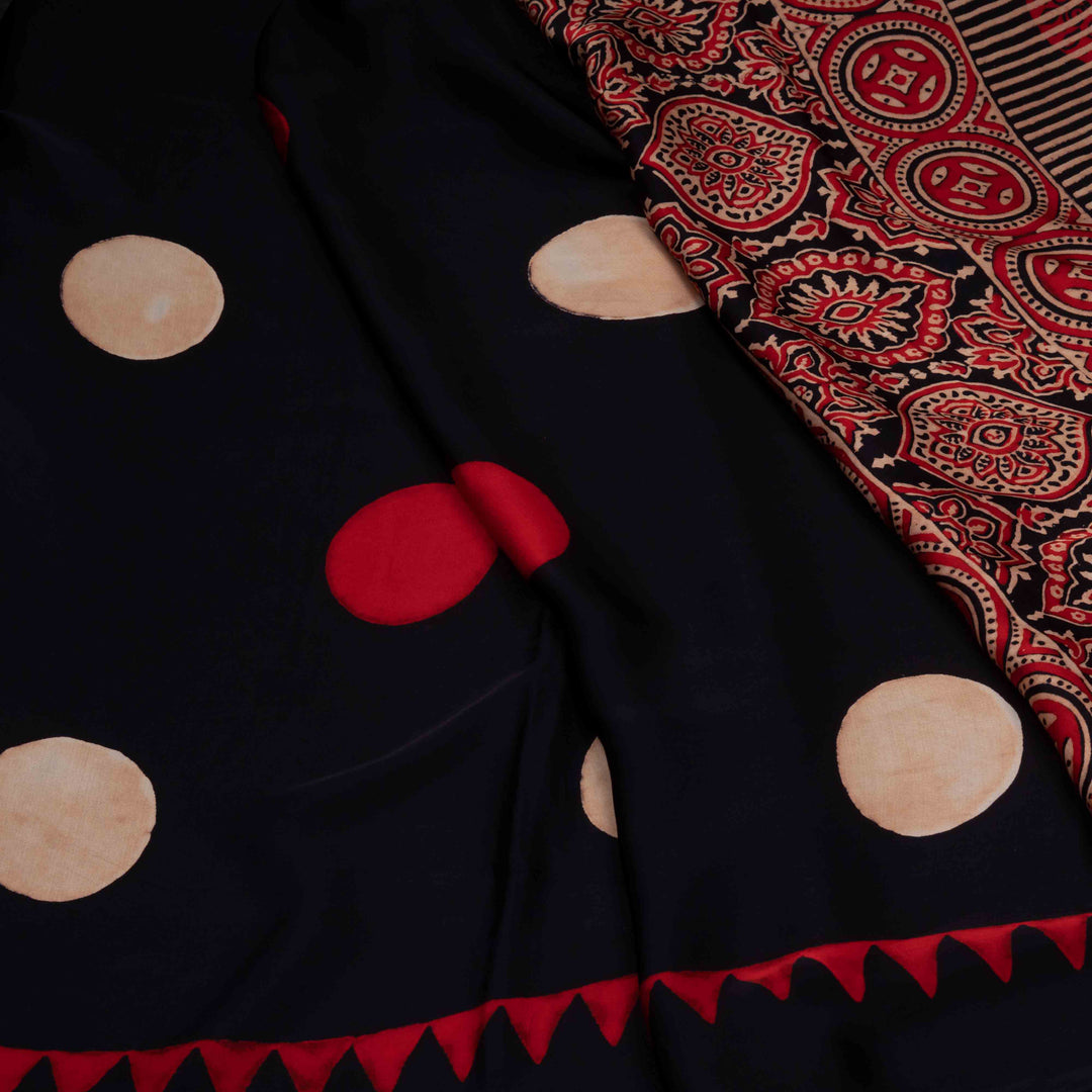 Body design of Handwoven Deep blue Modal Silk Saree