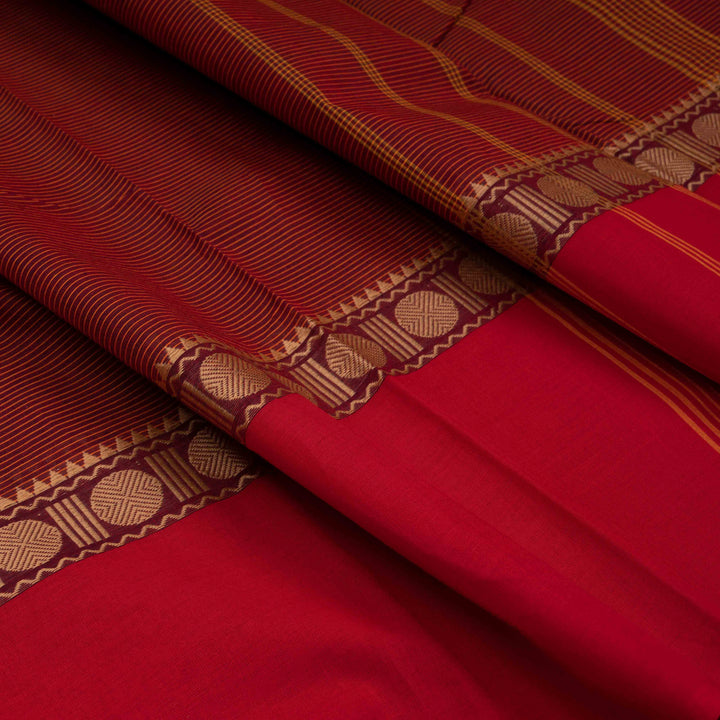 Closeup of Handwoven Chettinad Cotton Saree