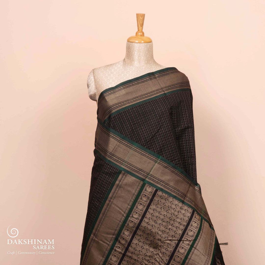 Pleats/body of  Handwoven Checks Kanjivaram Cotton Saree