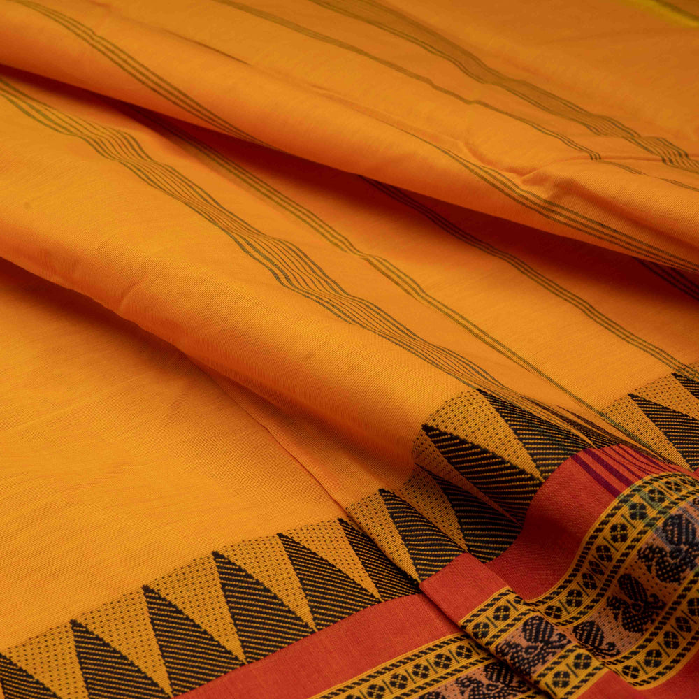 Closeup of Handwoven Chettinad Cotton Saree