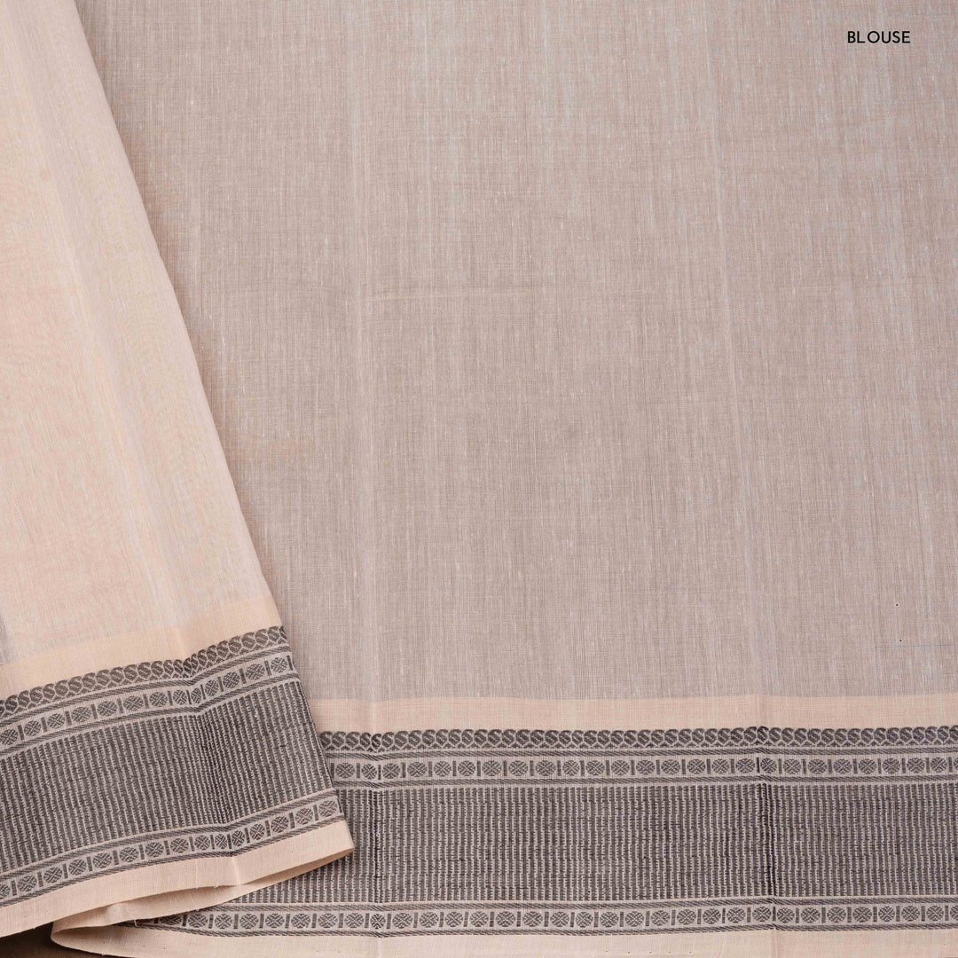 Blouse of Handwoven Checks Kanjivaram Cotton Saree