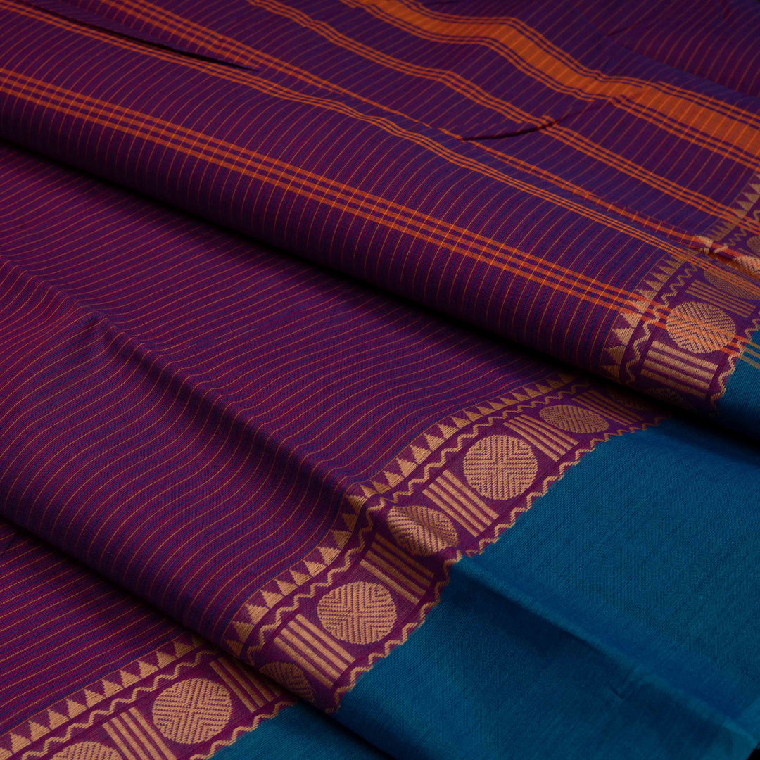 Closeup of Handwoven Purple with Ganga Jamuna border Chettinad Cotton Saree