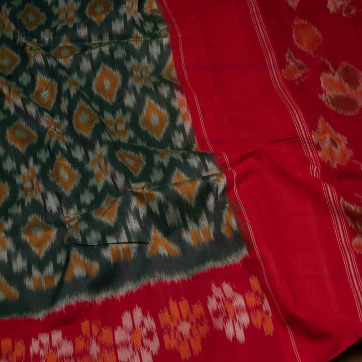 Clouseup of  Handwoven Ikat Cotton Saree