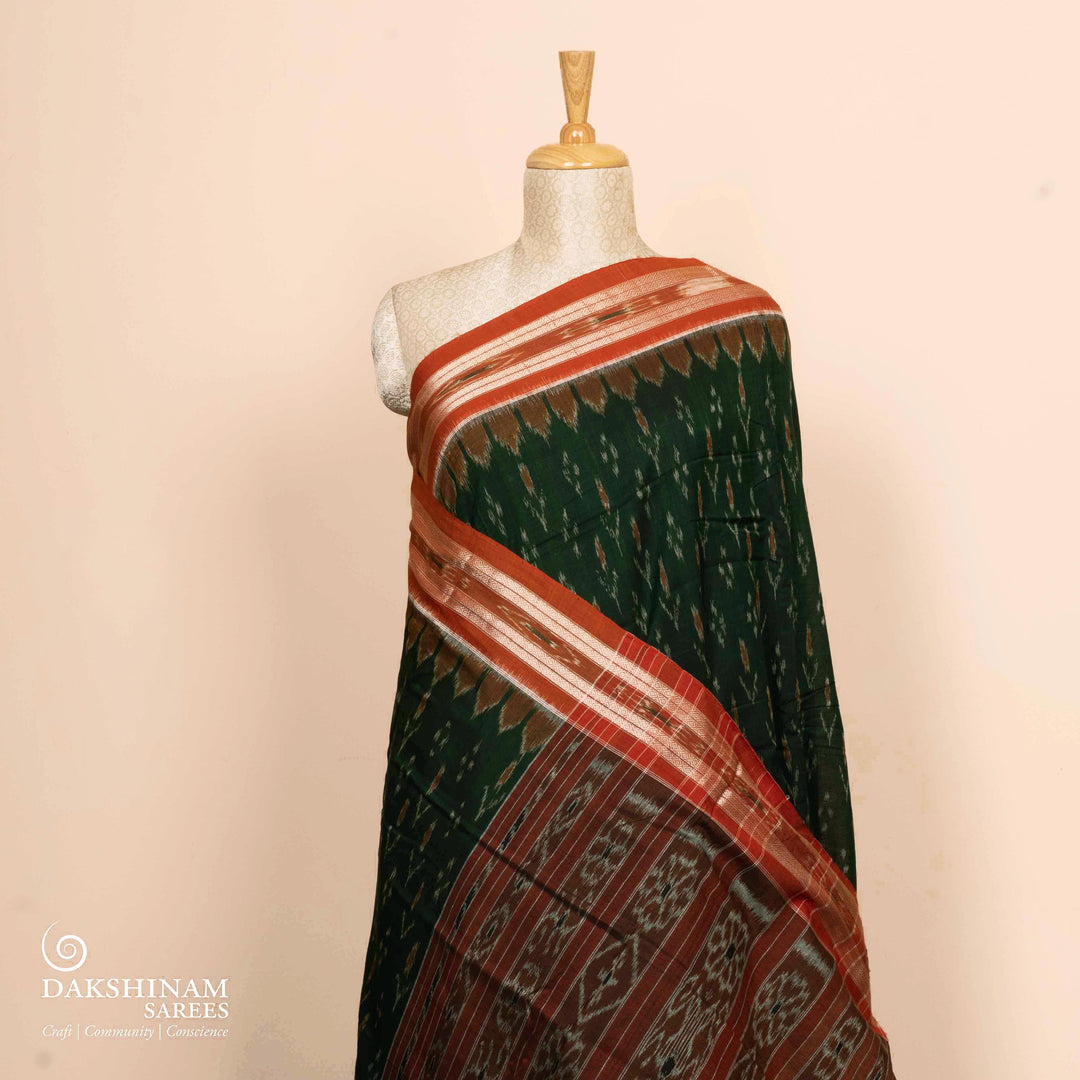 Pleats/body of Handwoven Ikat Cotton Saree