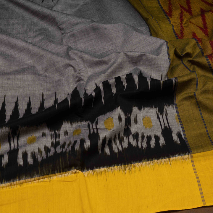 Body design of Handwoven Ikat Cotton Saree