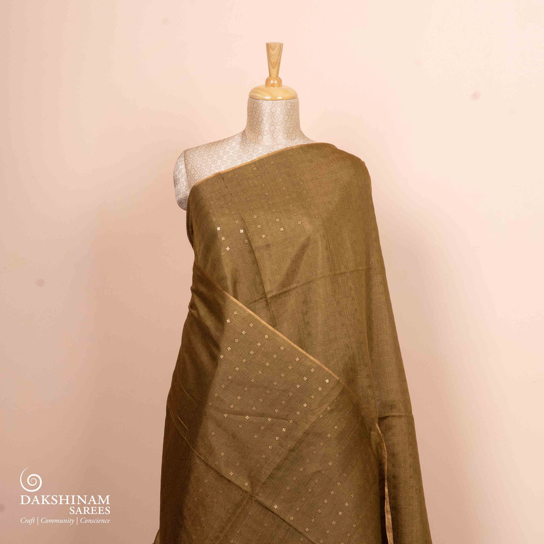 Pleats/body of Handwoven moss green tissue matka silk Saree