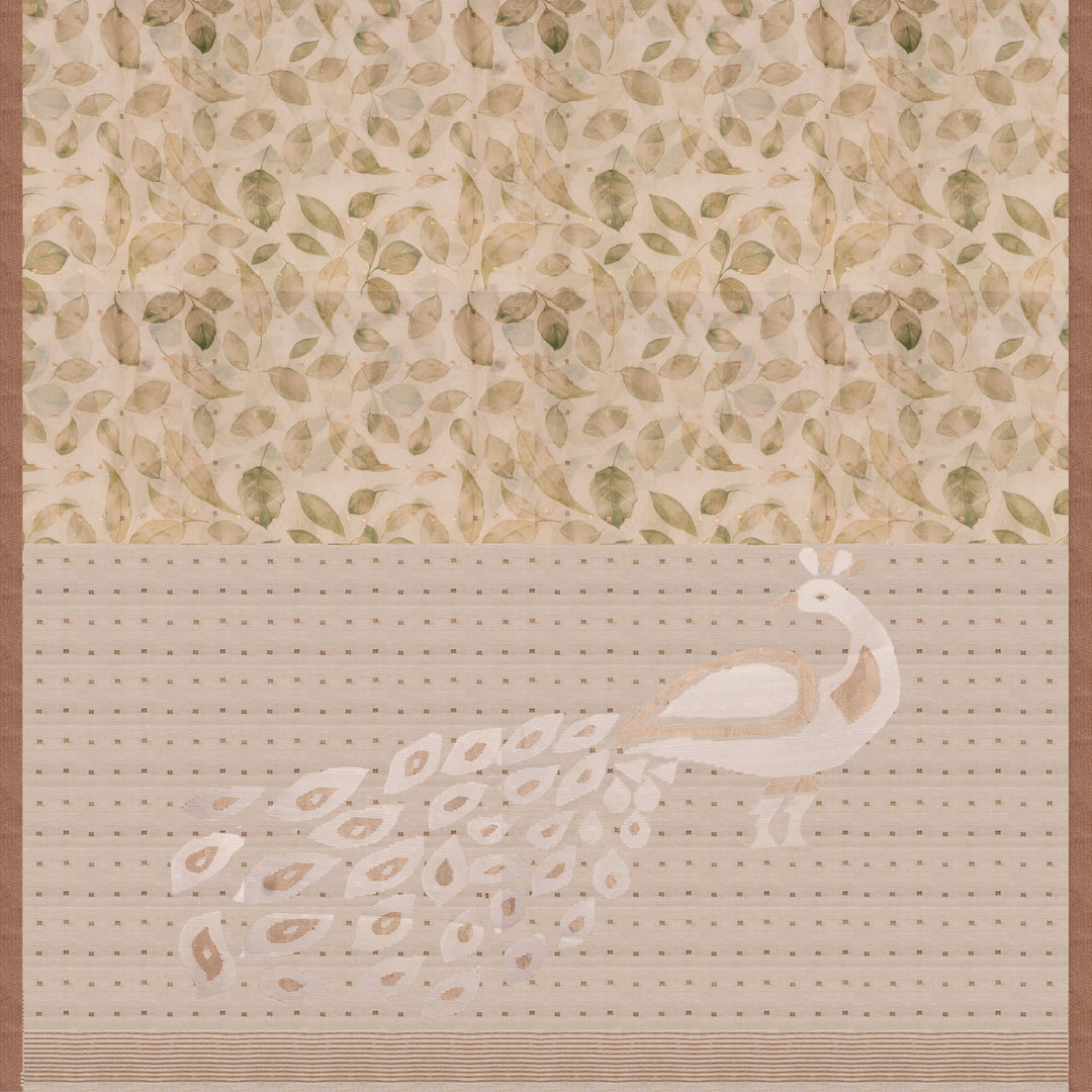 Pallu of Handwoven white matka organza silk Saree