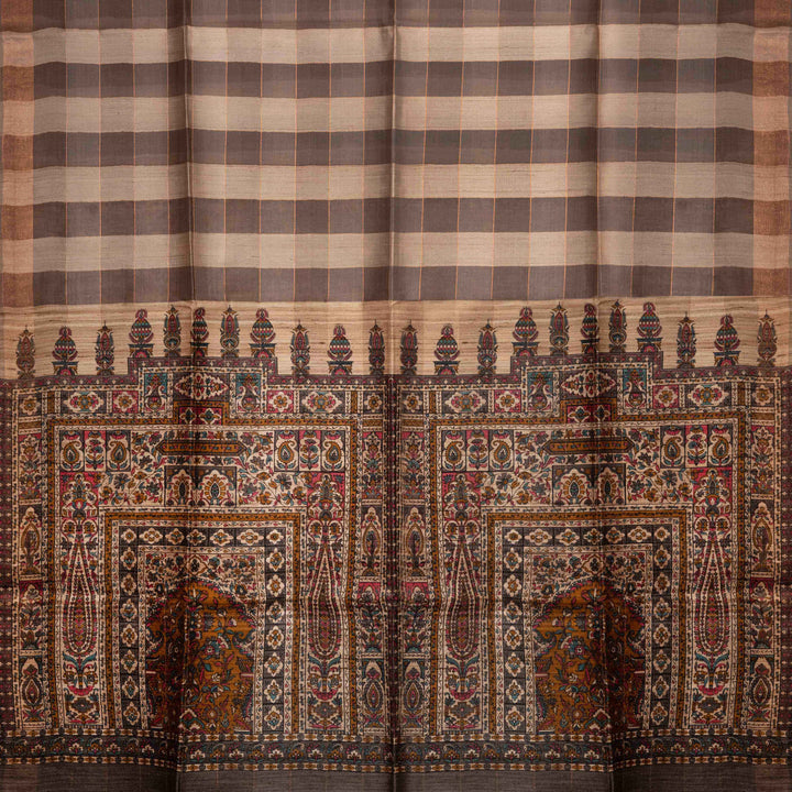 Checkered fabric with intricate border design