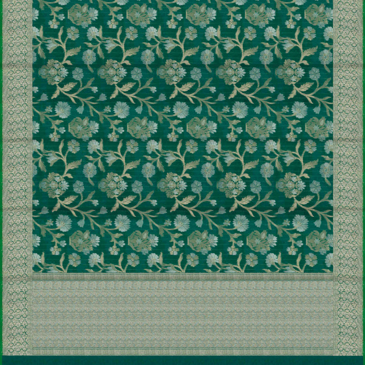 Pallu of Handwoven kora silk Saree