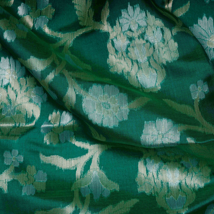 Closeup of Handwoven kora silk Saree