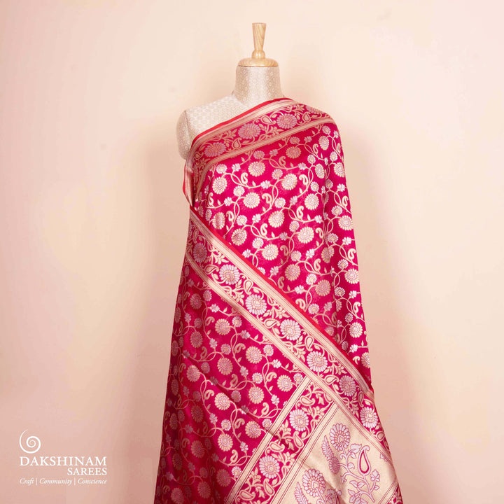 Pleats/body of  Handwoven pink banarasi kora silk Saree